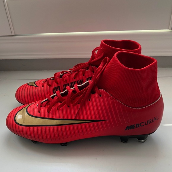 nike cleats id